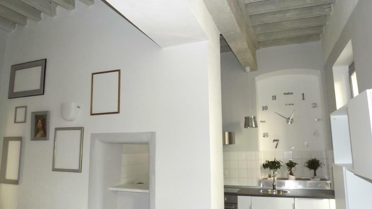 Le Barreme Appartement Arles Buitenkant foto