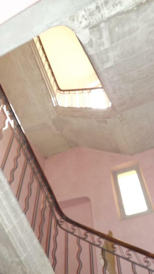 Le Barreme Appartement Arles Buitenkant foto